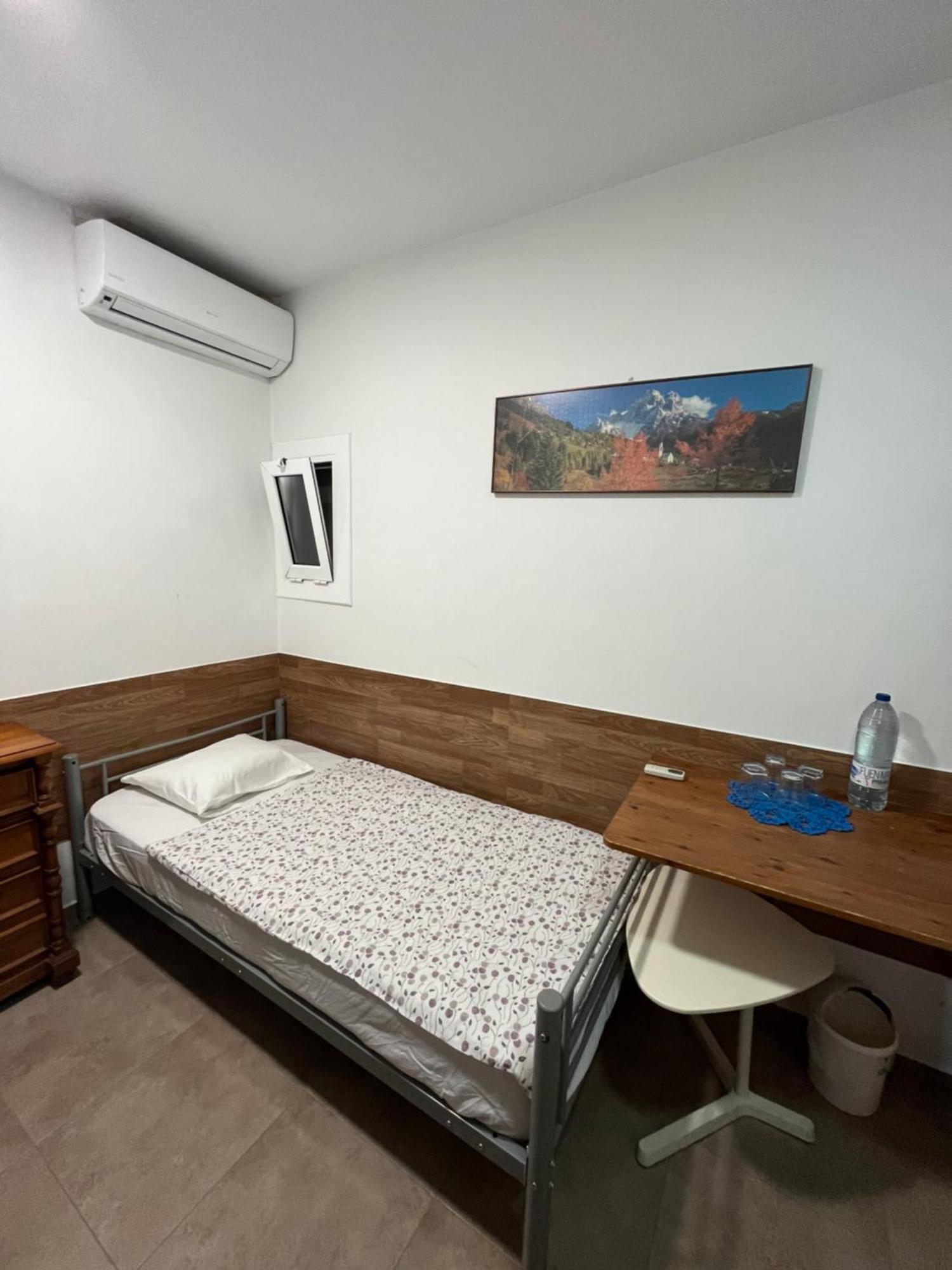 Cozy Room Next To El Prat Airport El Prat de Llobregat Exteriér fotografie